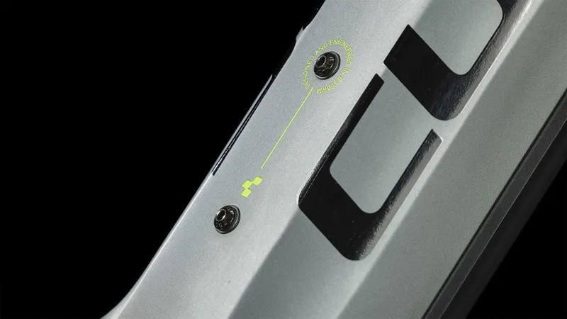 Cube Reaction Hybrid Pro 750 Electric Bike in Flash Grey/Green-3